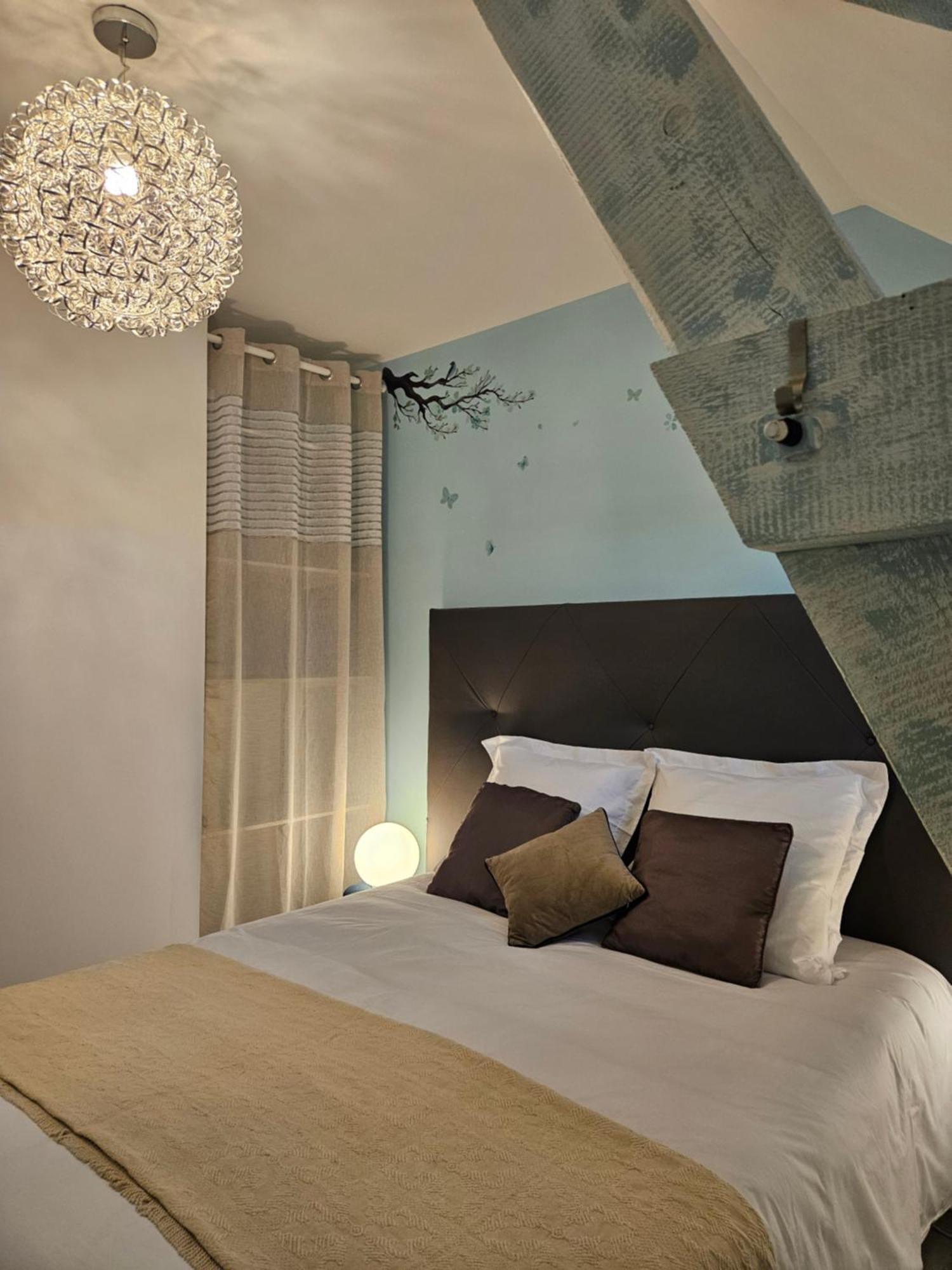 Comme A La Maison Couffy Экстерьер фото